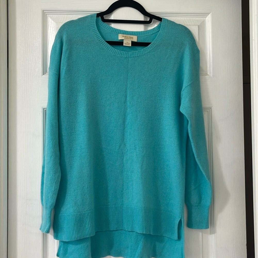 Peck & Peck Cashmere sweater light blue